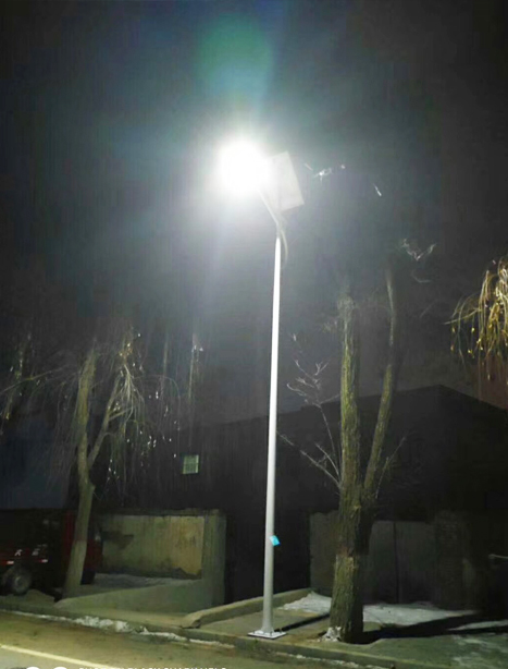 积石山县玉树太阳能路灯项目